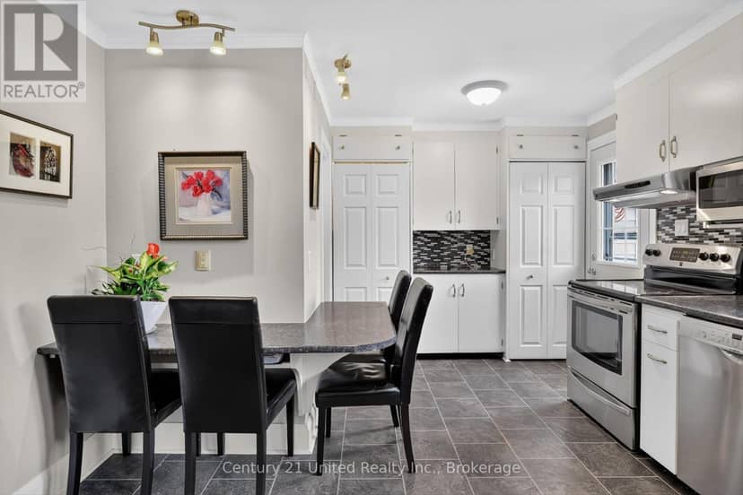 204 O'Carroll Avenue — photo 7 of 32