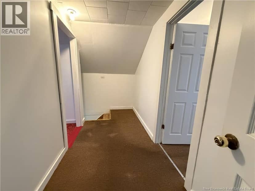 80 rue St-Antoine — photo 15 of 24