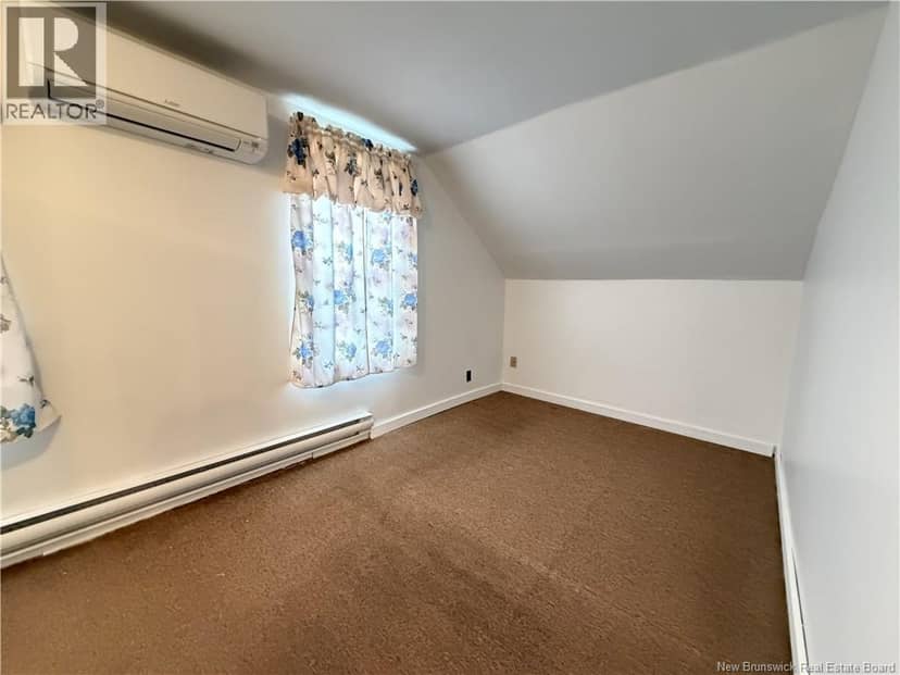 80 rue St-Antoine — photo 21 of 24