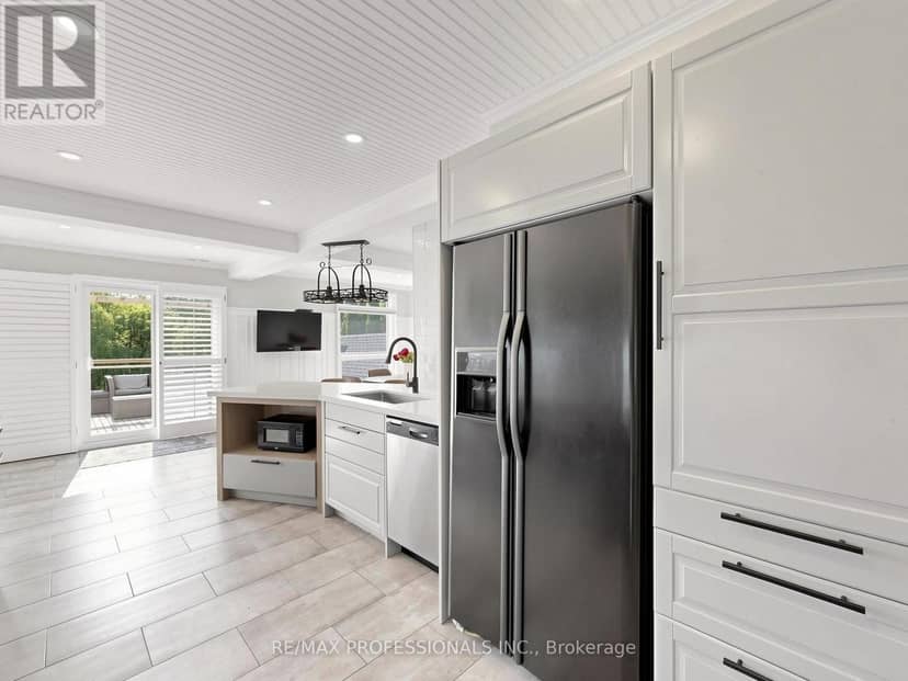 25 Waltham Drive, Toronto, photo 8