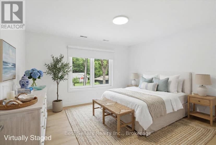 54 Florence Street W — photo 11 of 19