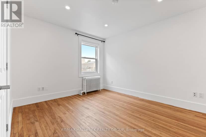 455 Metcalfe Street — photo 12 of 31