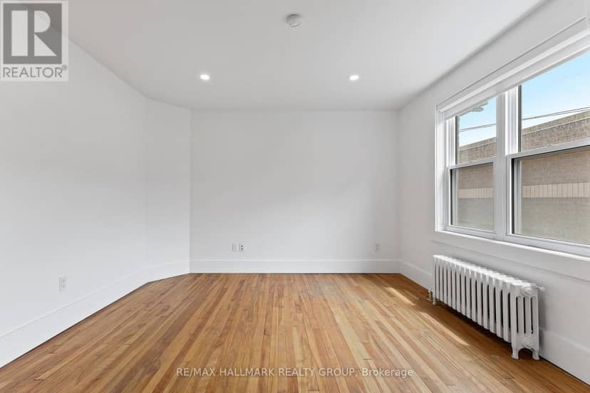 455 Metcalfe Street — photo 8 of 31
