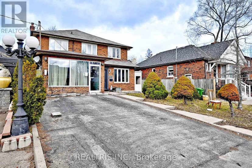 622 The Queensway — photo 2 of 36