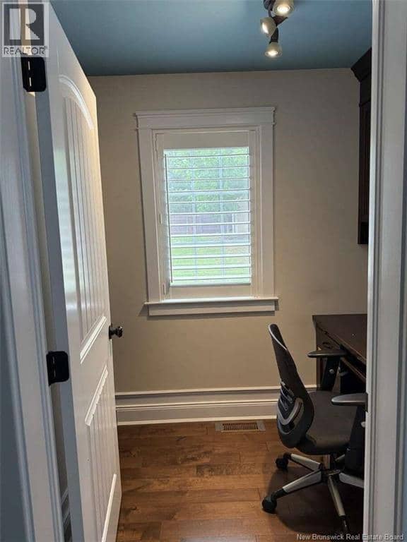 199 Hearne Street — photo 27 of 40