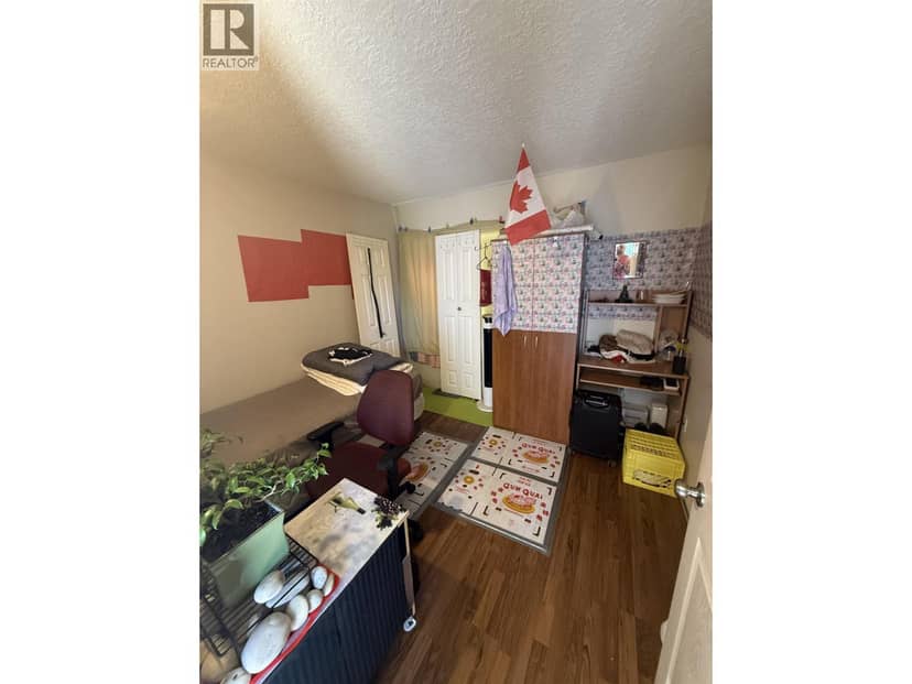 10203 98 AVENUE, Fort St. John, photo 7