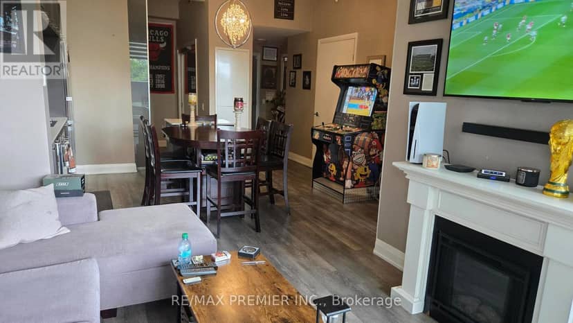 339 - 4800 Highway 7 W, Vaughan, photo 5