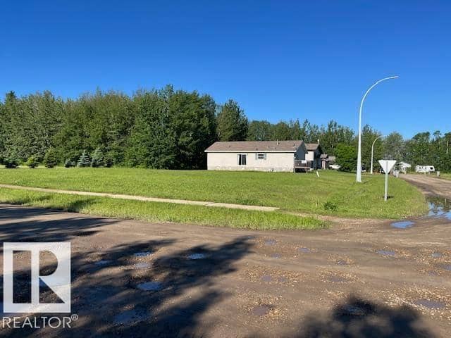 2 Woodbend CR, Warburg, photo 2