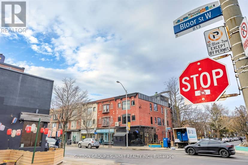811 Bloor Street W — photo 8 of 15