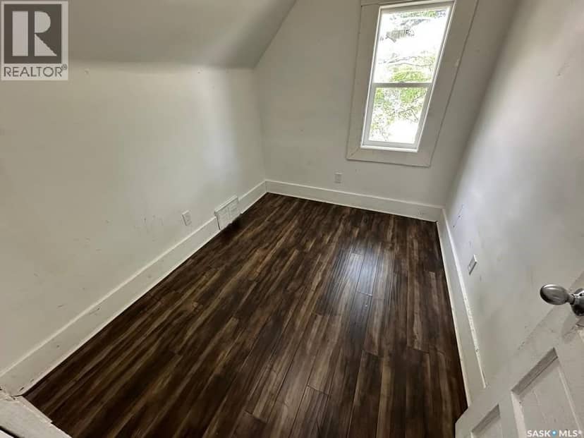 2109 20th STREET — photo 11 of 21