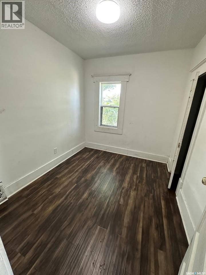 2109 20th STREET, Saskatoon, photo 2