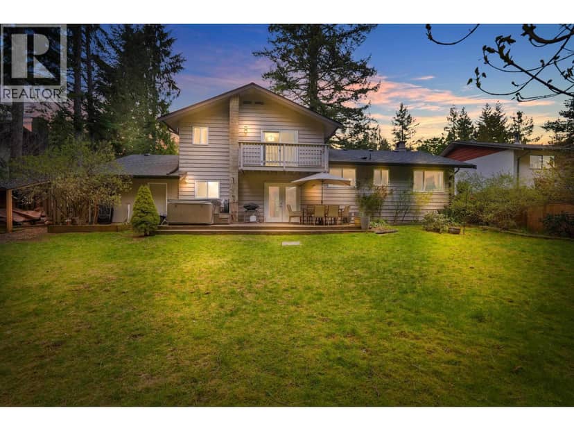 2572 THE BOULEVARD, Squamish