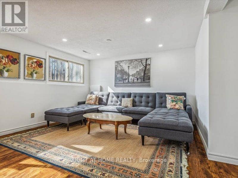 4 1/2 Leaside Drive — photo 21 of 38