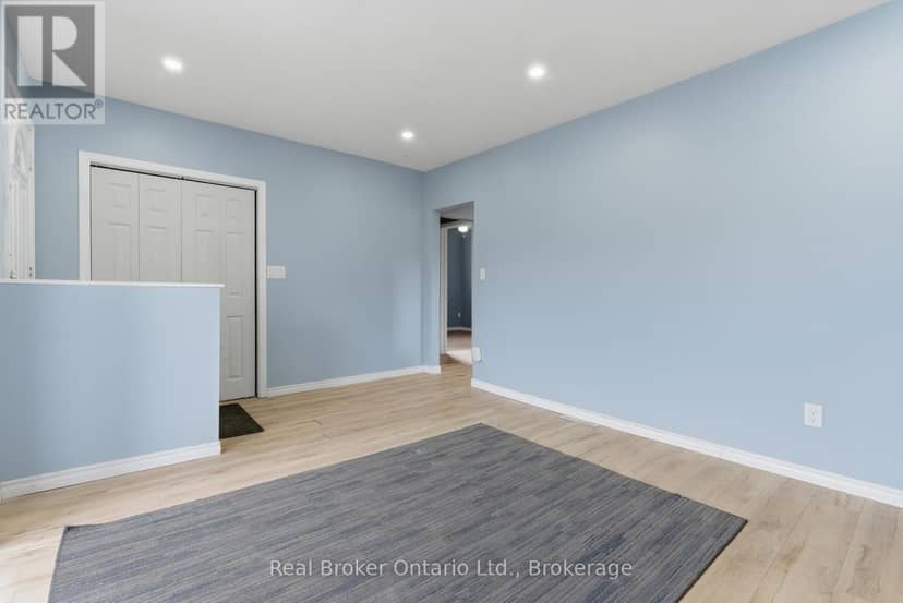 880 Lawrence Road — photo 12 of 40