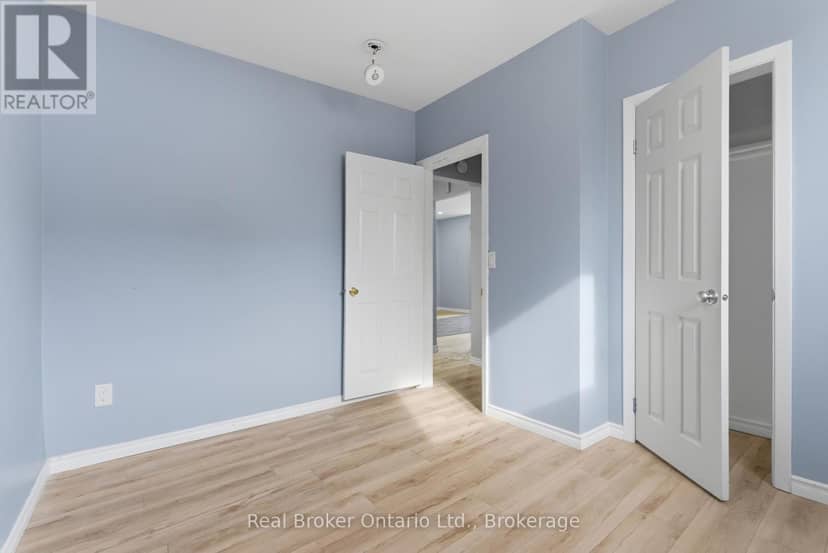 880 Lawrence Road — photo 24 of 40