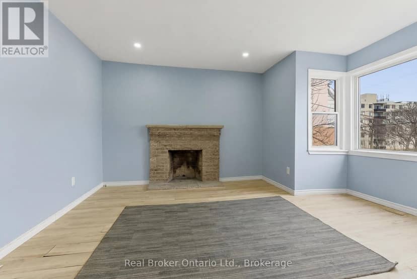880 Lawrence Road — photo 7 of 40
