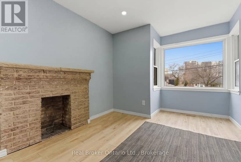 880 Lawrence Road — photo 8 of 40