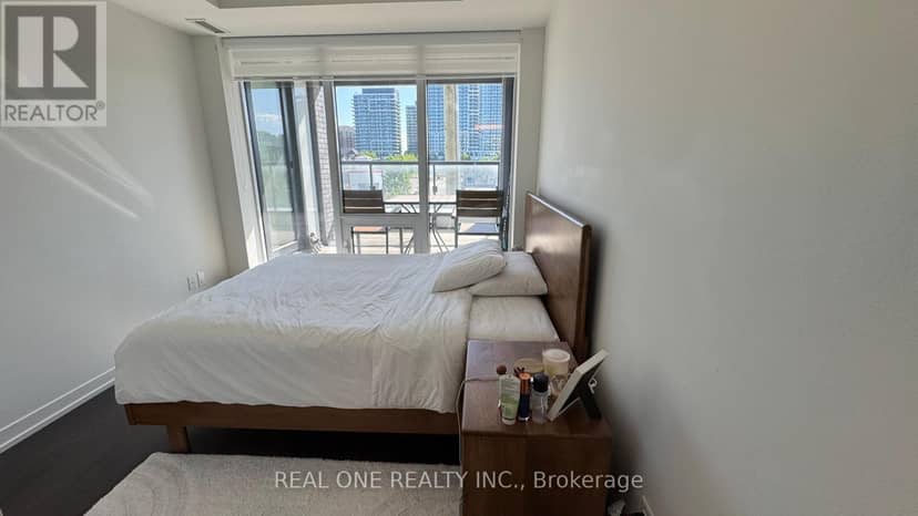 201E - 8868 Yonge Street — photo 17 of 34