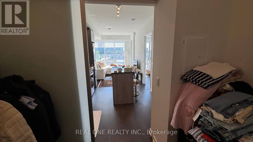 201E - 8868 Yonge Street — photo 22 of 34
