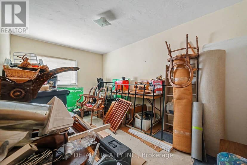 294 Donald Street — photo 17 of 40