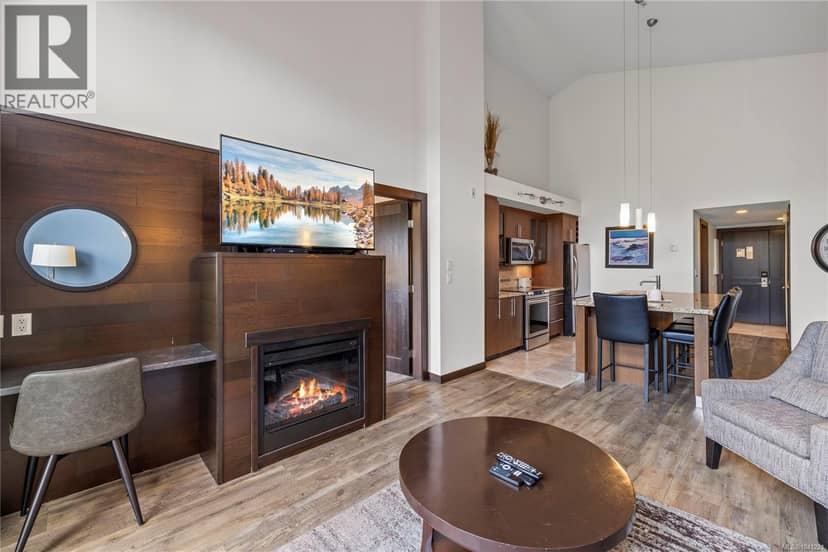 242D 1175 Resort Dr, Parksville