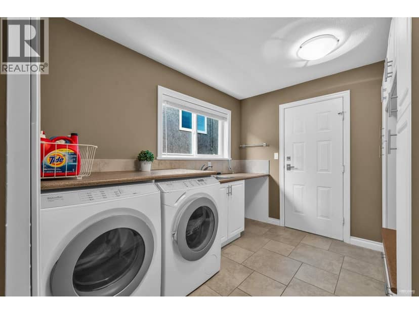 6550 Albery Place, Burnaby, photo 8