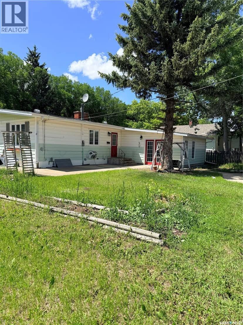 706 3rd STREET E, Shaunavon, photo 3