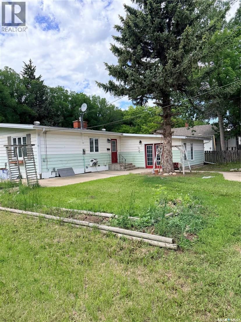 706 3rd STREET E, Shaunavon, photo 4