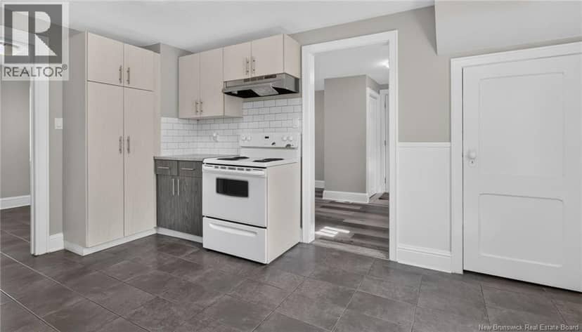 18 Seaman Street — photo 9 of 30