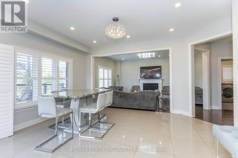 8 W. Dykie Court — photo 14 of 40