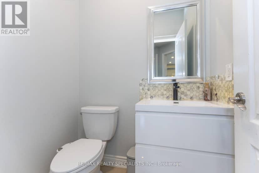 8 W. Dykie Court — photo 22 of 40