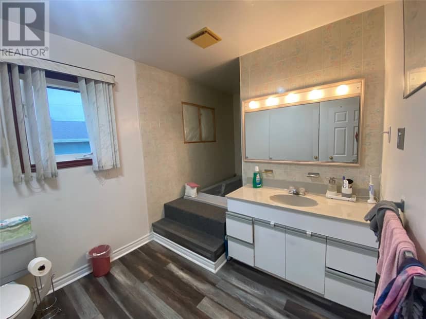 10 O'Briens Drive — photo 19 of 28