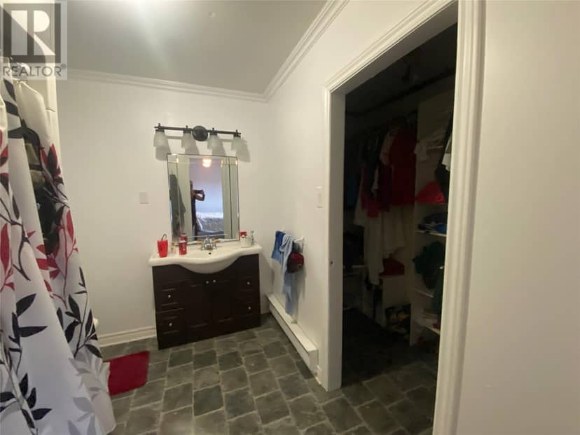 10 O'Briens Drive — photo 22 of 28