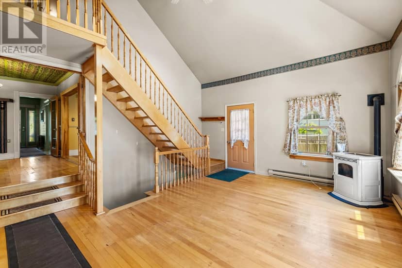 162 Belmont Street — photo 22 of 40
