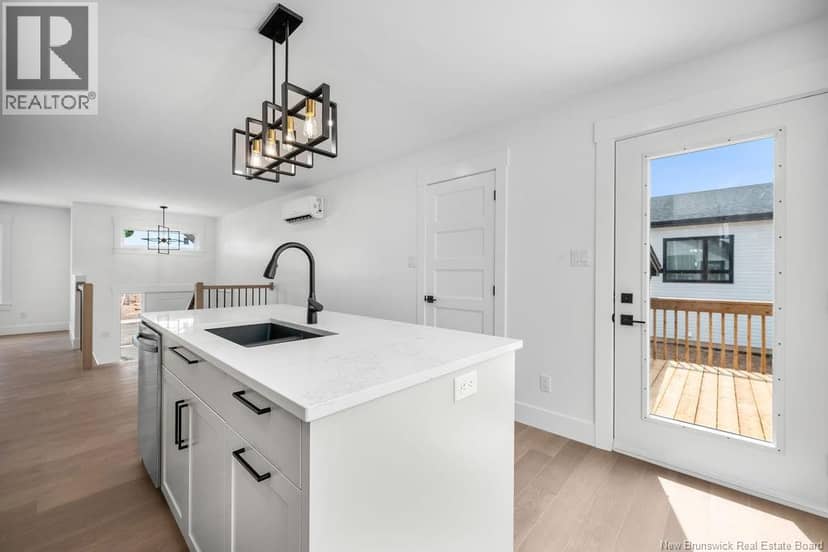 176 Carrington Street — photo 32 of 40