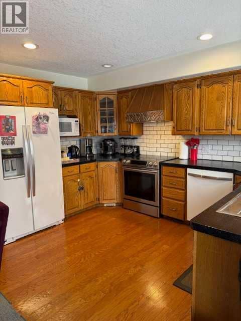 10801 104 Street, High Level, photo 8