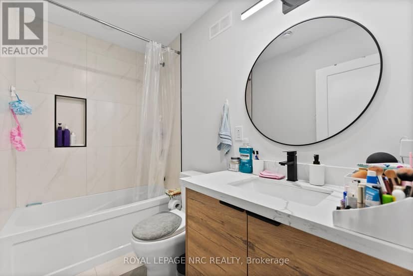 7392 Splendour Drive — photo 33 of 40