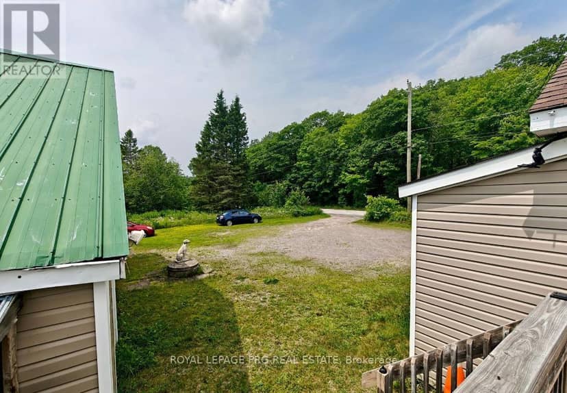 1521 Four Mile Lake Road, North Bay, photo 4