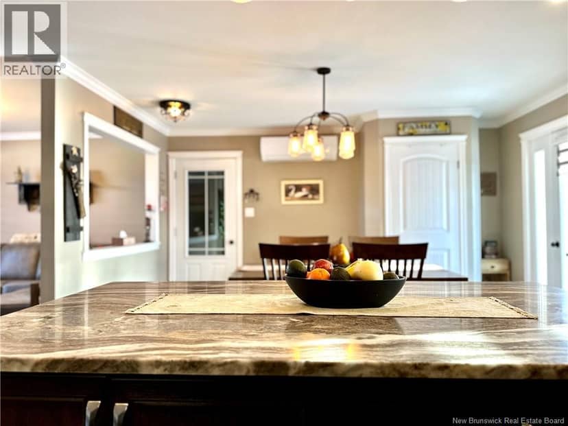 18 Rue Principale, Sainte-Anne-De-Madawaska, photo 8