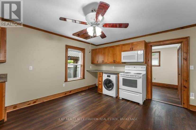 182 West Street — photo 17 of 40