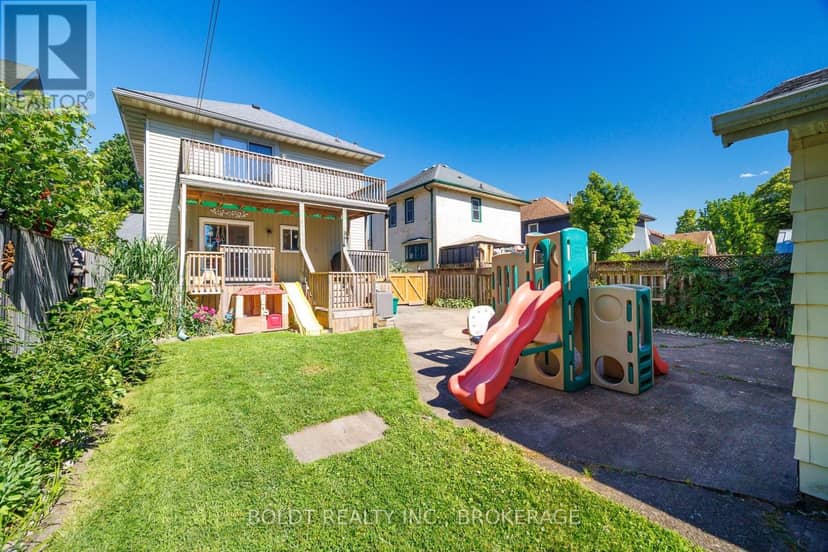 5285 Third Avenue — photo 24 of 28