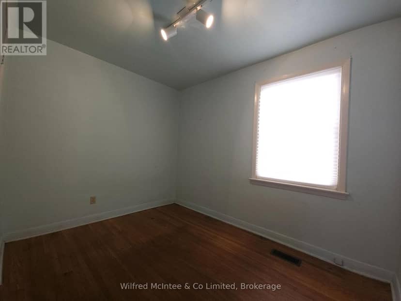 69 Haliburton Avenue — photo 21 of 40