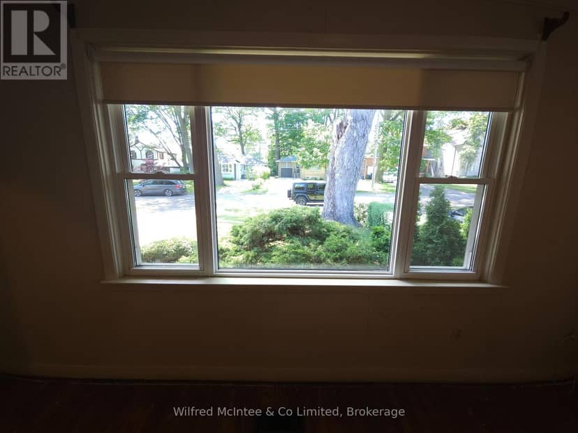 69 Haliburton Avenue — photo 4 of 40