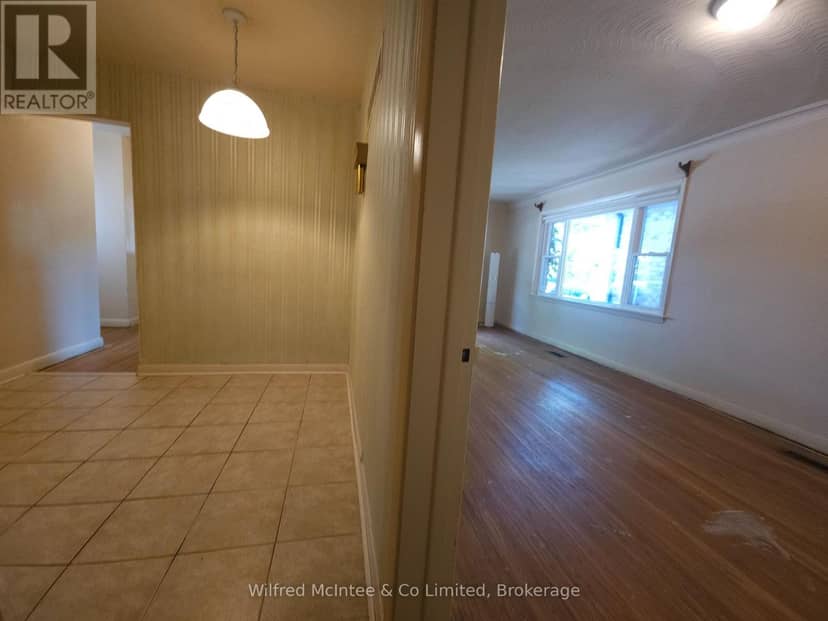 69 Haliburton Avenue — photo 8 of 40