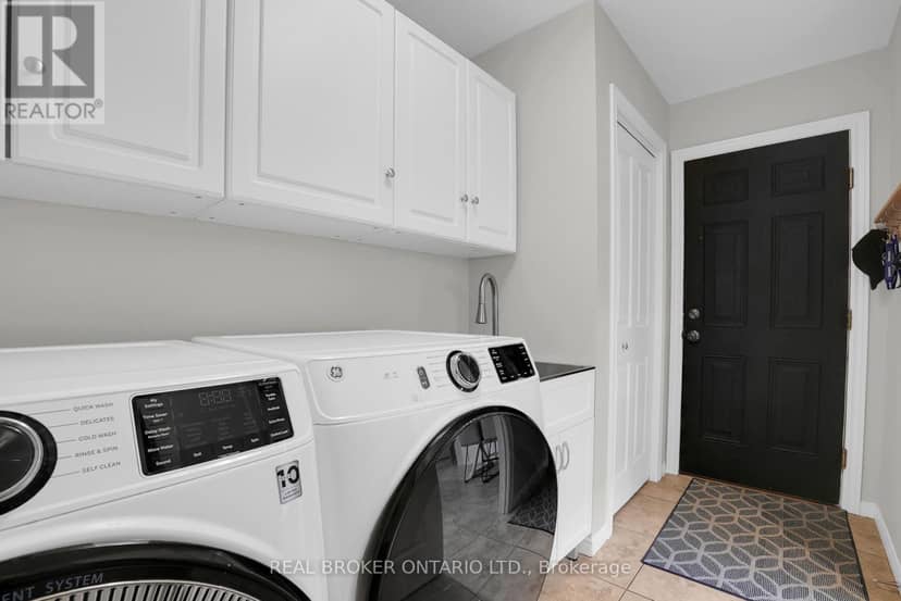 66 - 31 Townsend Drive — photo 13 of 34
