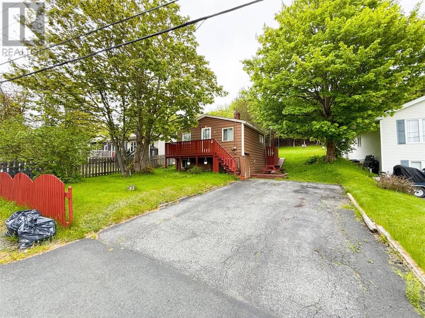 41 Hillview Drive — photo 1 of 14