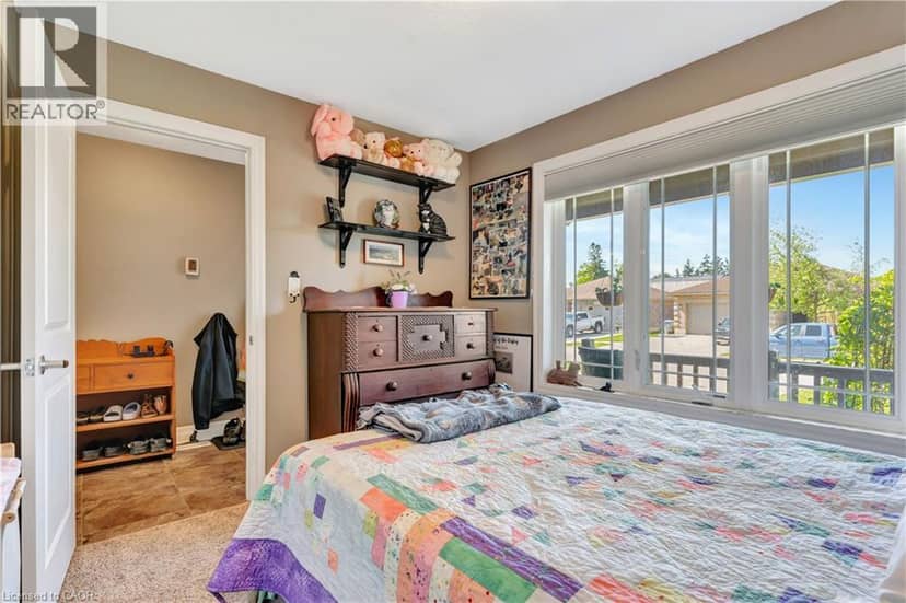 25 CLAYTON Street — photo 15 of 40