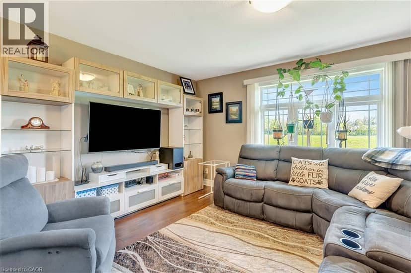 25 CLAYTON Street — photo 9 of 40