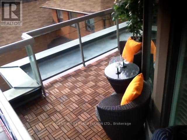 212 - 1030 Sheppard Avenue — photo 17 of 23