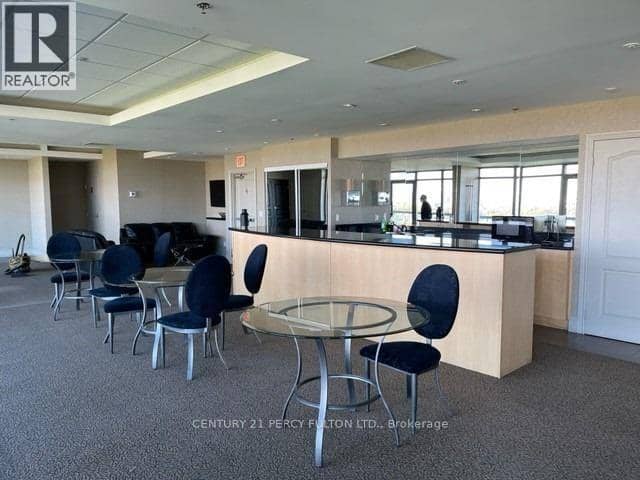212 - 1030 Sheppard Avenue — photo 19 of 23